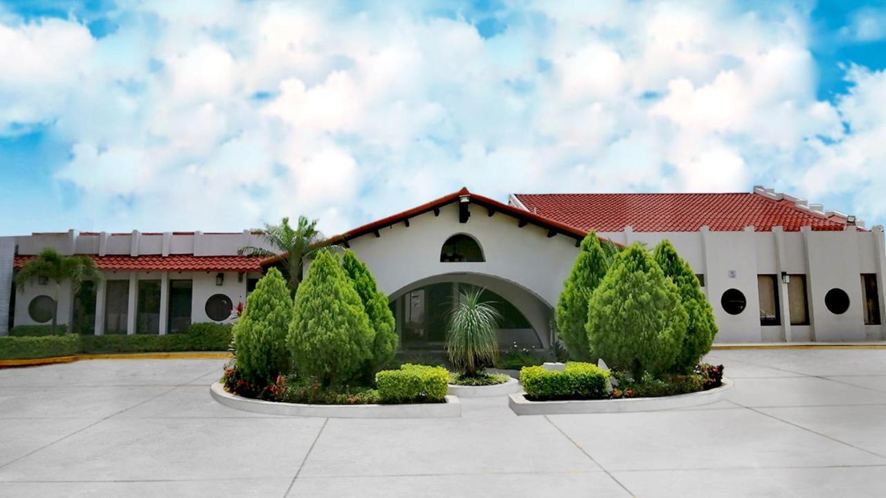 Hotel Alameda テグシガルパ エクステリア 写真