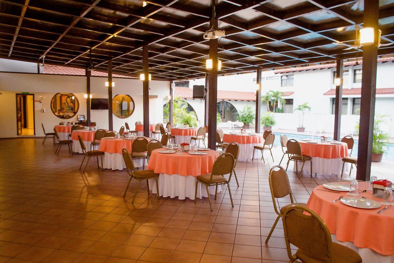 Hotel Alameda テグシガルパ エクステリア 写真